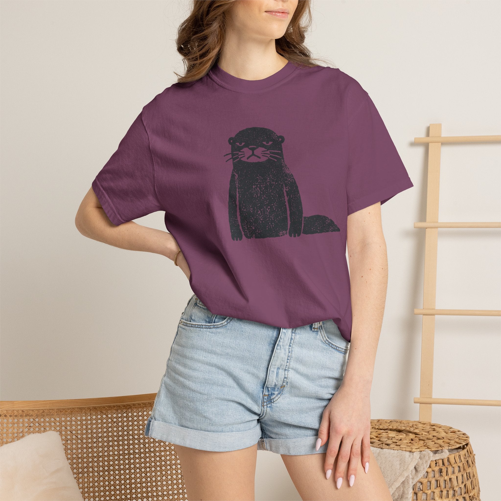 Otter Graphic T-Shirt