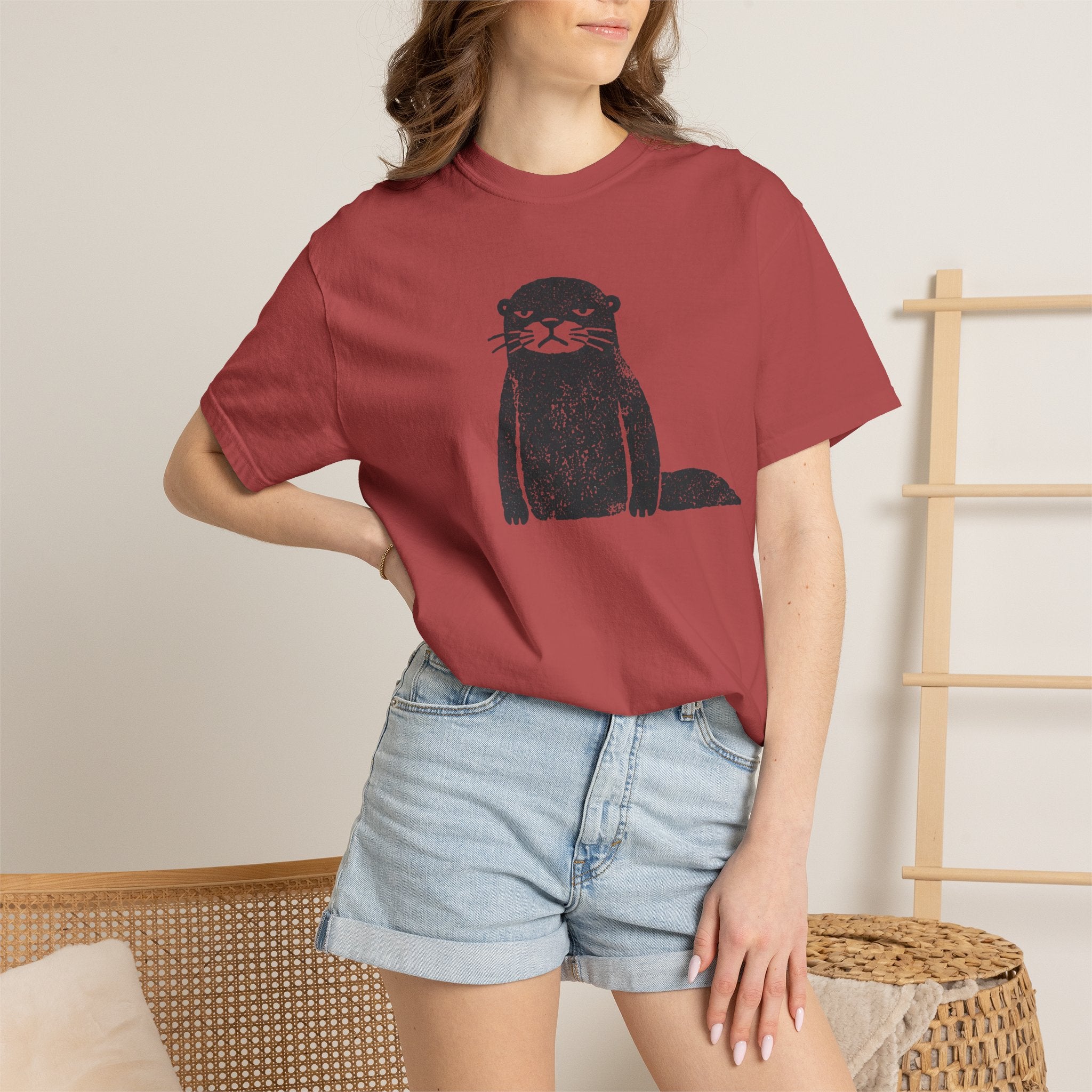 Otter Graphic T-Shirt